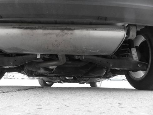 Used 2017 Volkswagen Golf Wolfsburg Edition image 39