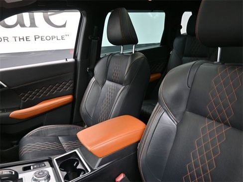 Used 2023 Mitsubishi Outlander SEL 40th Anniversary image 16