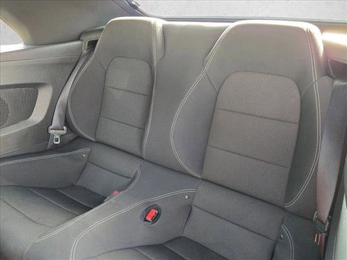 Used 2015 Ford Mustang Convertible image 20