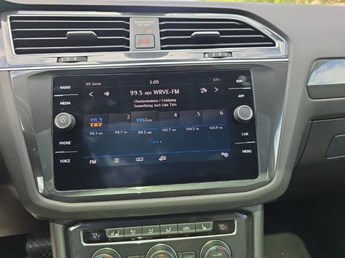 Used 2019 Volkswagen Tiguan SEL Premium AWD/4WD image 20