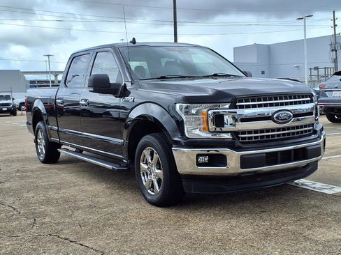Used 2020 Ford F150 XLT w/ Equipment Group 302A Luxury RWD image 2