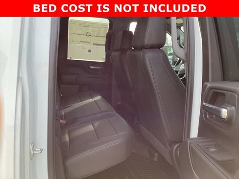 New 2025 GMC Sierra 2500 Pro w/ Convenience Package image 17