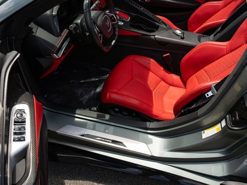 Used 2023 Chevrolet Corvette Z06 RWD image 42