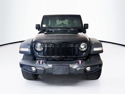 Used 2024 Jeep Wrangler Unlimited AWD/4WD image 21