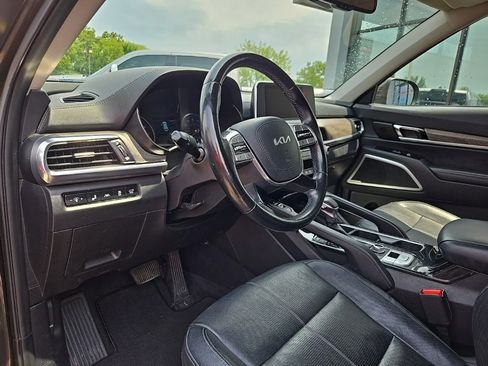 Used 2022 Kia Telluride EX w/ EX Premium Package image 31