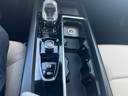 New 2026 Volvo XC60 T8 Plus w/ Protection Package Premier image 21