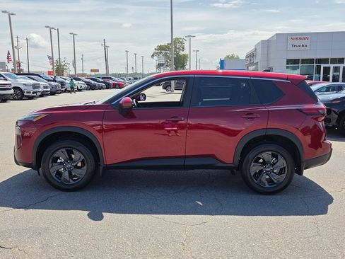 New 2026 Nissan Rogue SV FWD image 2