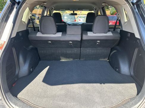 Used 2014 Toyota RAV4 LE image 7