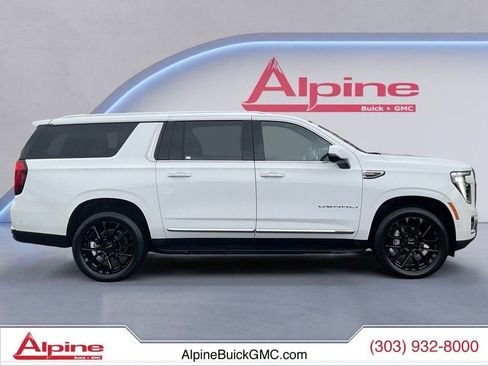 Certified 2025 GMC Yukon XL Denali AWD/4WD image 6