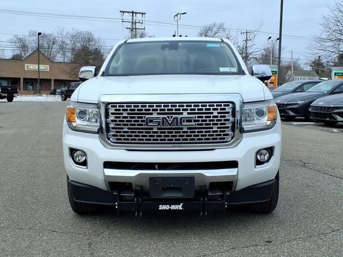 Used 2017 GMC Canyon Denali image 8