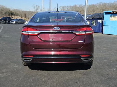 Used 2017 Ford Fusion SE image 3