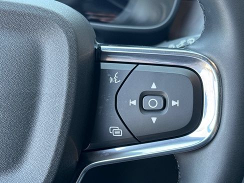Used 2023 Volvo XC40 Recharge Ultimate w/ Protection Package Premier AWD/4WD image 27