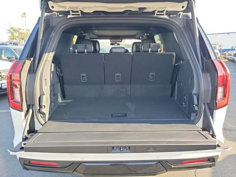 New 2026 Ford Expedition Platinum w/ Stealth Appearance Package image 22