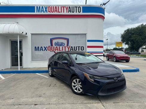 Used 2022 Toyota Corolla LE FWD image 17
