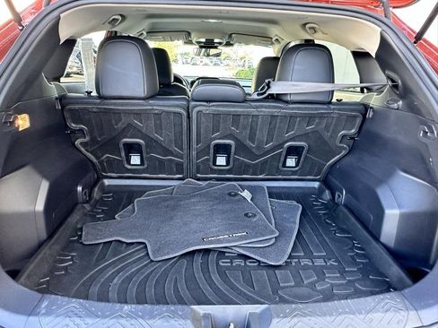 Used 2024 Subaru Crosstrek 2.5i Limited w/ Crosstrek Mirror Package image 9