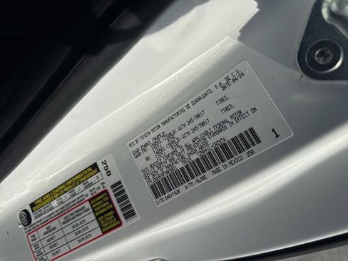 Used 2024 Toyota Tacoma SR image 29