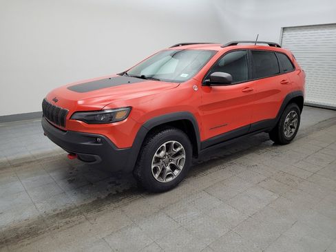 Used 2021 Jeep Cherokee Trailhawk w/ Premium Leather Package image 2