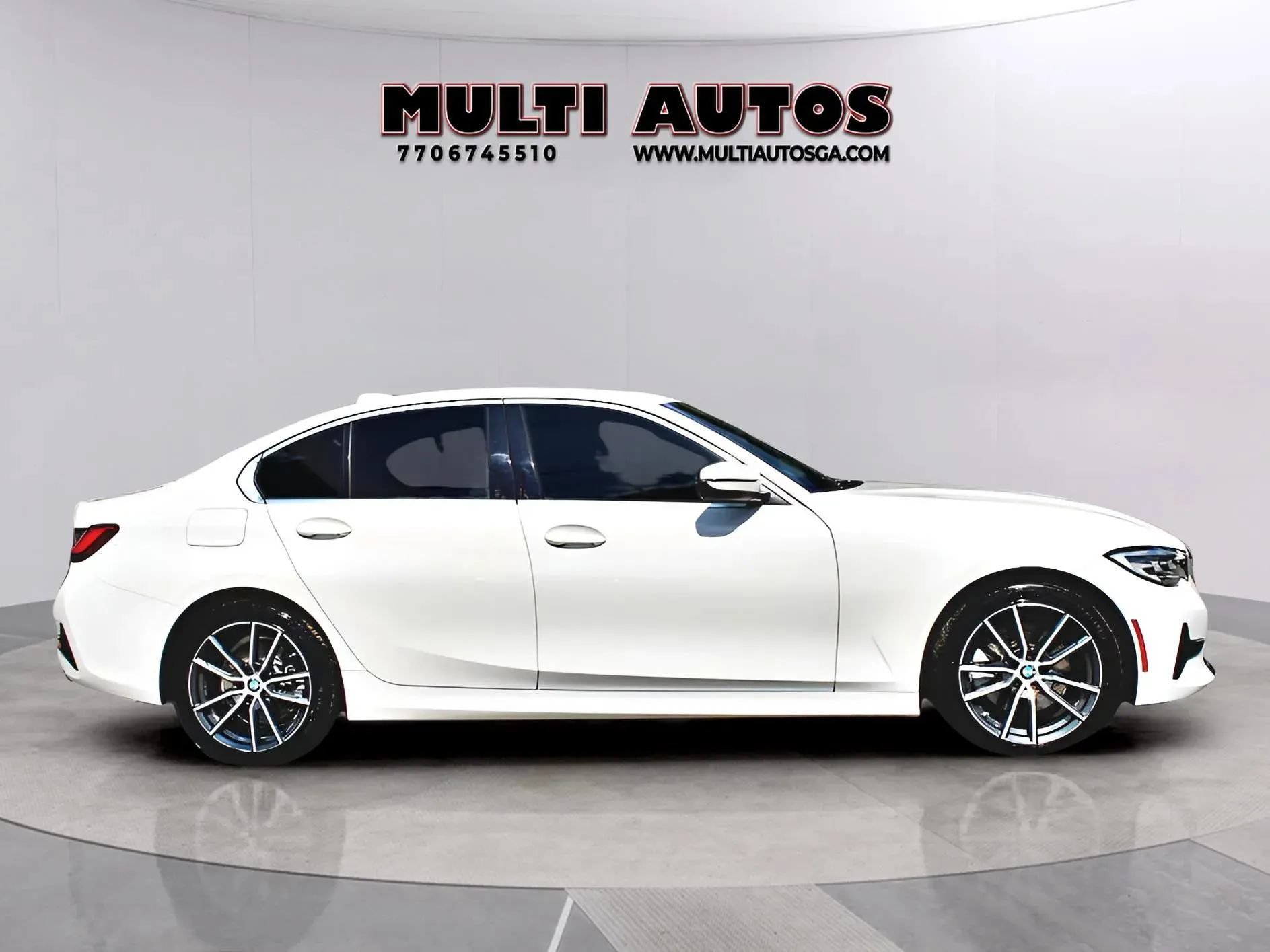 Used 2020 BMW 330i Sedan w/ Driving Assistance Package RWD image 3