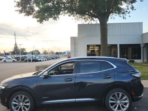 Used 2021 Buick Envision Avenir image 1