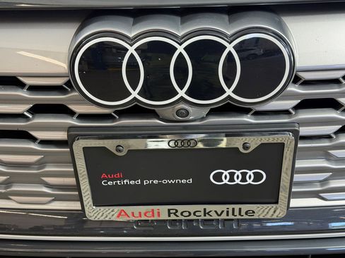 Used 2024 Audi Q8 e-tron Premium Plus AWD/4WD image 20