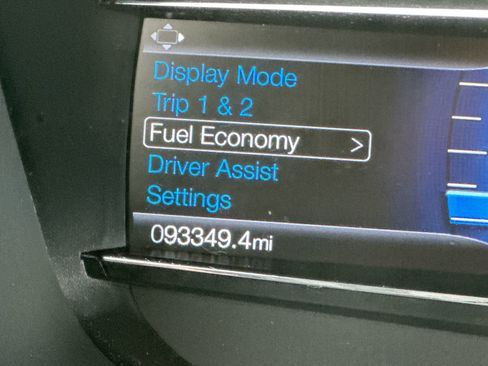 Used 2018 Ford Explorer Limited image 15