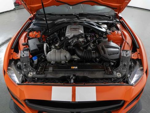 Used 2022 Ford Mustang Shelby GT500 w/ Carbon Fibre Track Pack image 30