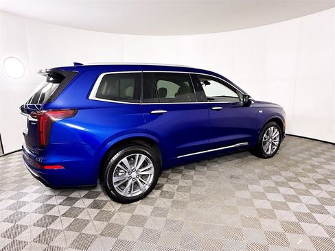 Used 2024 Cadillac XT6 Premium Luxury image 34