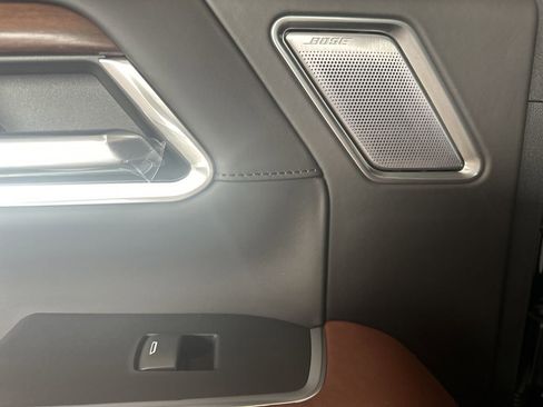 Certified 2024 GMC Sierra 2500 Denali Ultimate image 38