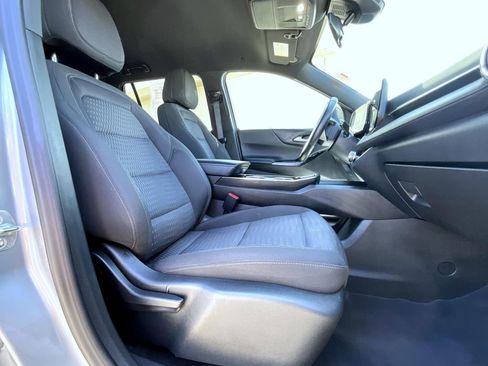 Certified 2025 Chevrolet Equinox LT AWD/4WD image 16