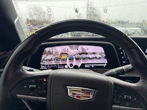 Used 2022 Cadillac Escalade Sport Platinum AWD/4WD image 31