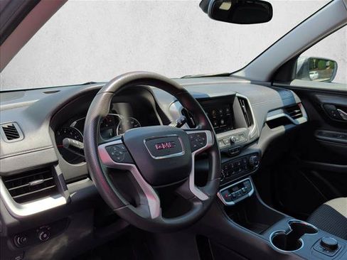 Used 2024 GMC Terrain SLE FWD image 9