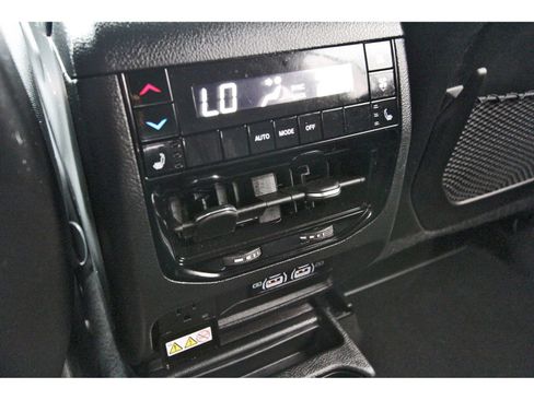 Used 2024 Jeep Grand Cherokee L Overland AWD/4WD image 16