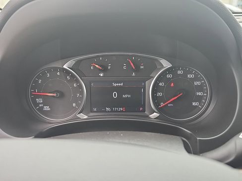 Certified 2024 GMC Terrain AT4 AWD/4WD image 30