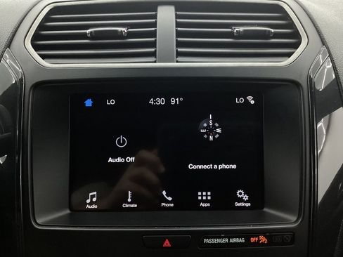 Used 2018 Ford Explorer XLT w/ Equipment Group 201A image 36