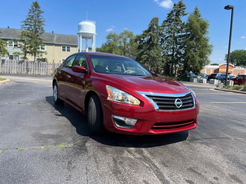 Used 2014 Nissan Altima 2.5 S FWD image 12