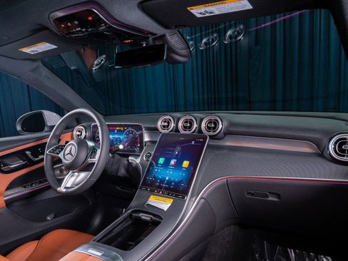 New 2026 Mercedes-Benz GLC 300 image 4