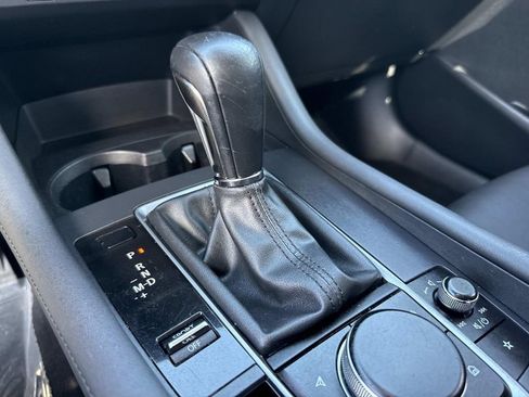 Used 2020 MAZDA MAZDA3 Sedan w/ Select Package image 32