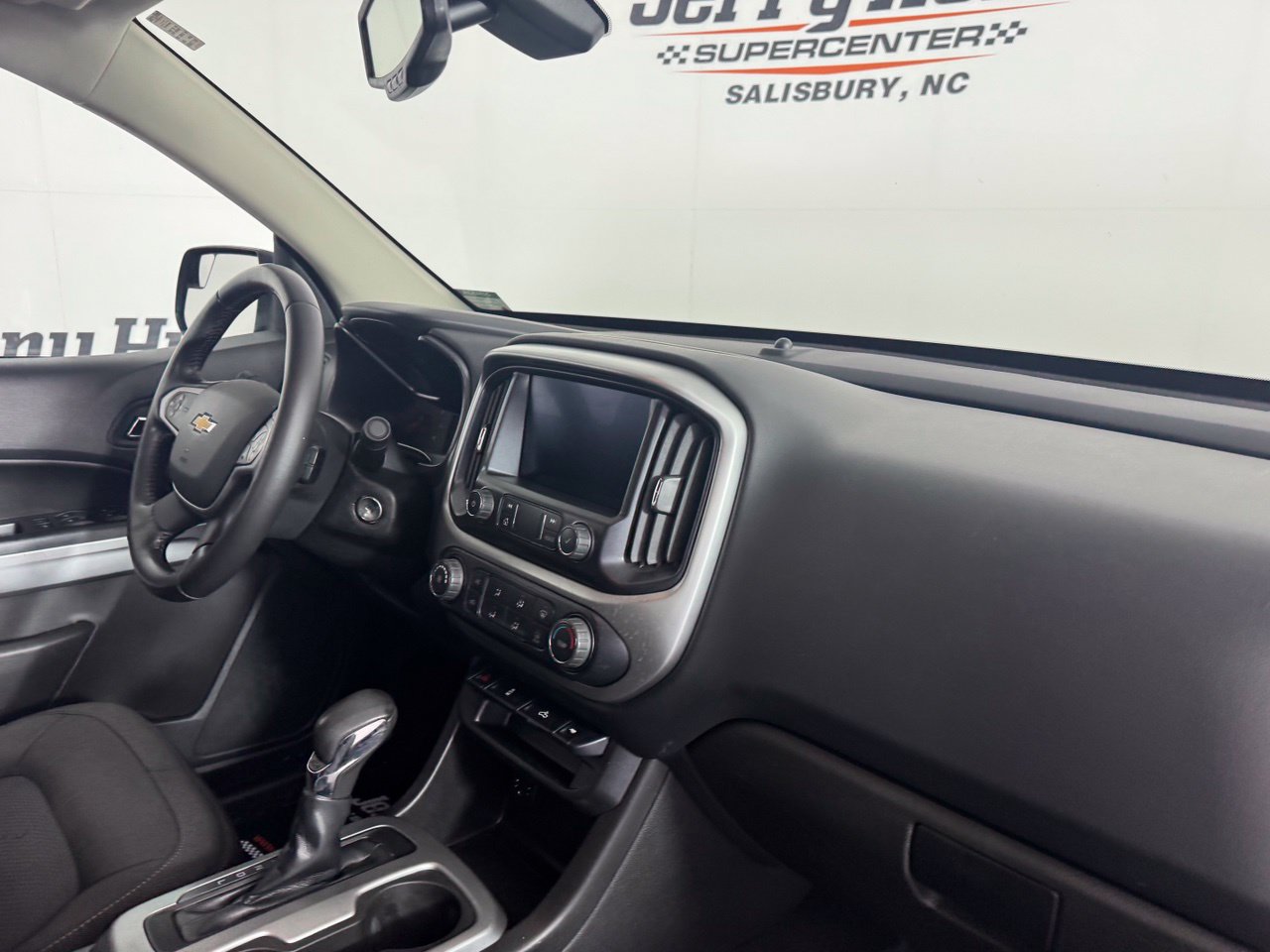 Used 2022 Chevrolet Colorado LT w/ LT Convenience Package RWD image 25