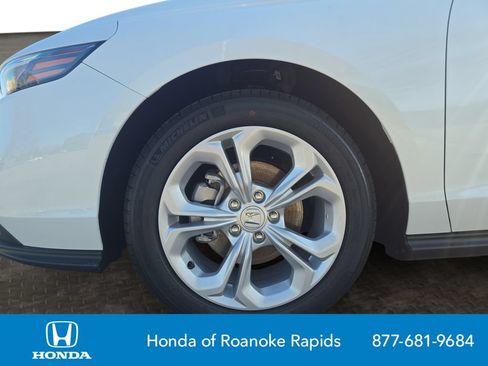 New 2026 Honda Accord LX image 9