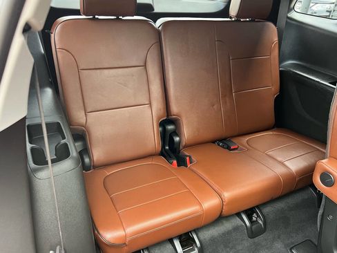 Used 2018 Chevrolet Traverse High Country image 21