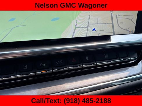Used 2025 Chevrolet Silverado 3500 High Country w/ High Country Premium Package AWD/4WD image 23
