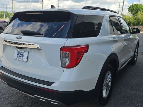 Used 2023 Ford Explorer XLT w/ Equipment Group 202A RWD image 5