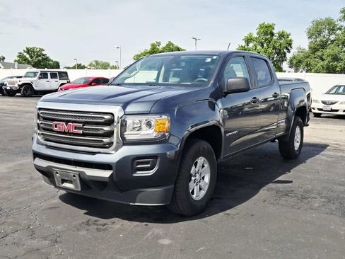 Used 2019 GMC Canyon 2WD Crew Cab w/ Convenience Package image 4