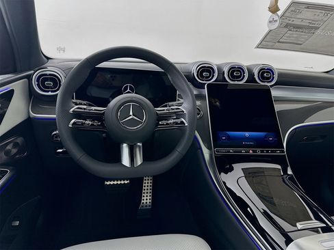New 2026 Mercedes-Benz GLC 300 image 25