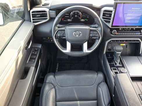 Certified 2024 Toyota Sequoia Platinum AWD/4WD image 11