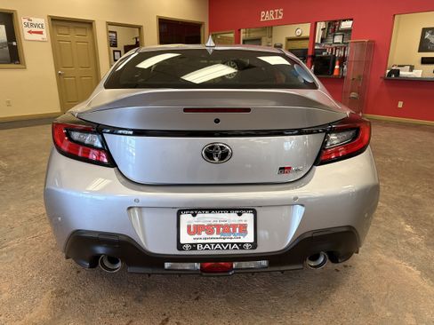 New 2026 Toyota GR86 Premium w/ ALL Weather Mat Package (TMS) RWD image 10