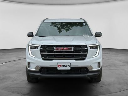 New 2026 GMC Acadia Elevation w/ Elevation Premium Package