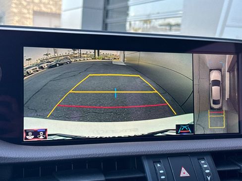 Used 2019 Lexus ES 300h w/ Accessory Package 2 FWD image 21