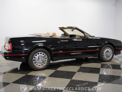 Used 1993 Cadillac Allante FWD image 14