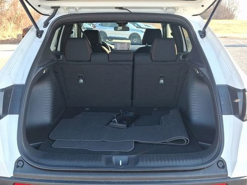 Certified 2025 Honda HR-V Sport image 28